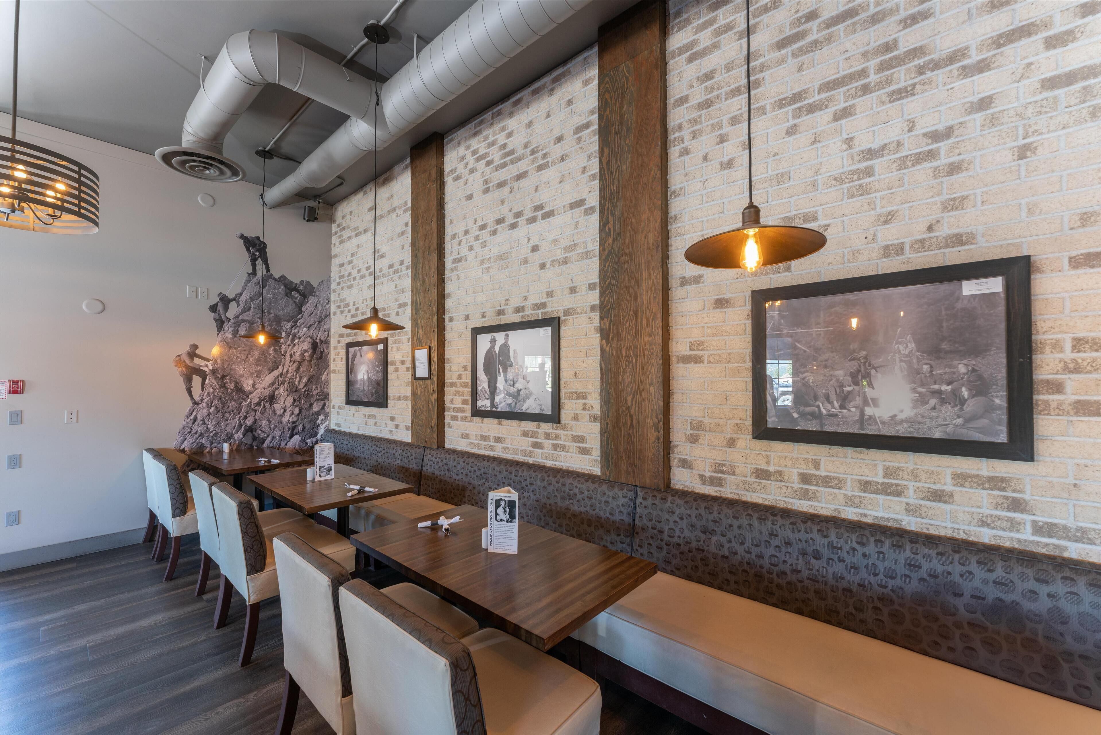 breakfast and dinner served