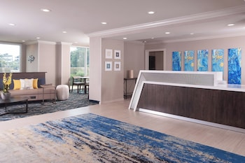 Reception area at SpringHill Suites Charleston Riverview 