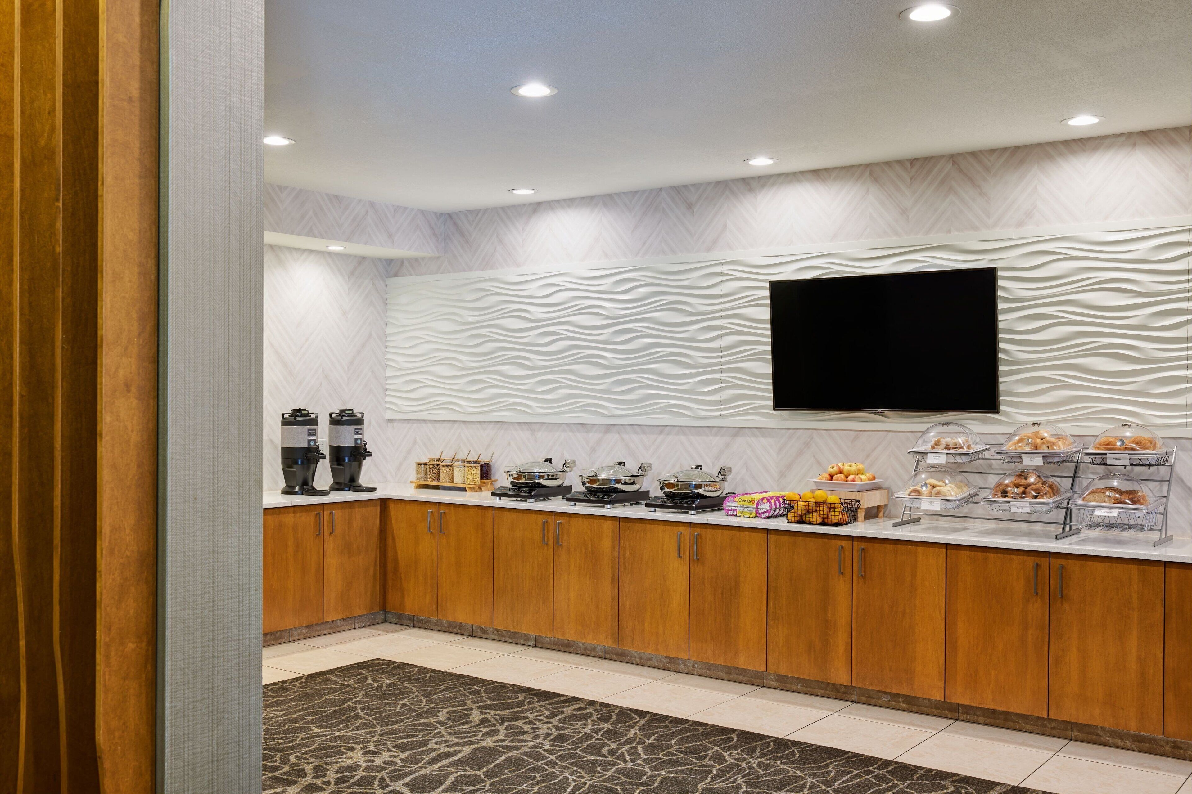 free continental breakfast