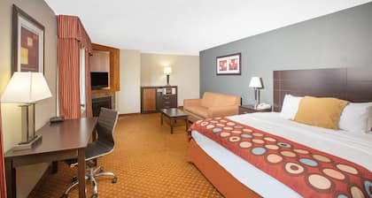 Baymont by Wyndham Coralville