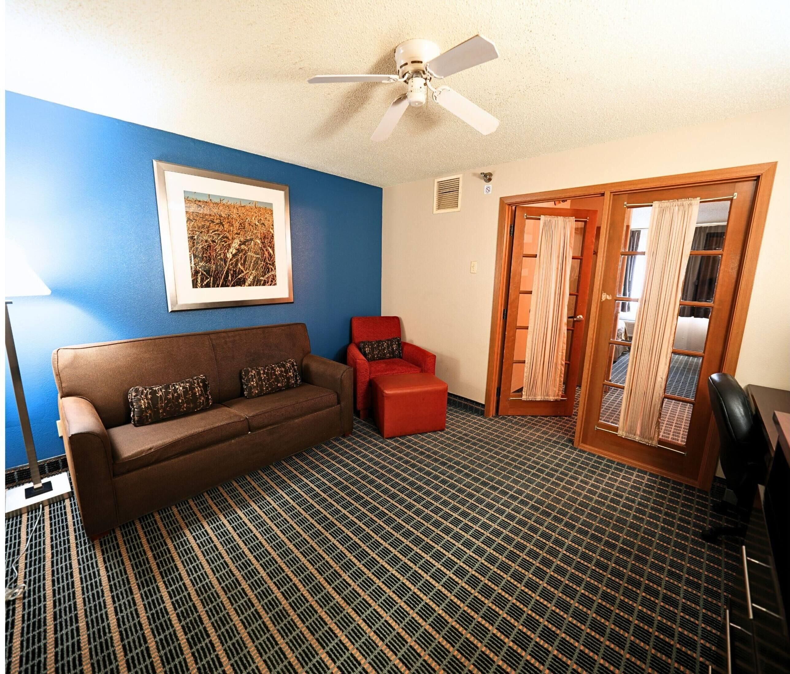 Suite Studio, 1 très grand lit et 1 canapé-lit, non-fumeurs | Décoration personnalisée, ameublement personnalisé, bureau