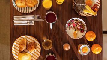Daily continental breakfast for a fee