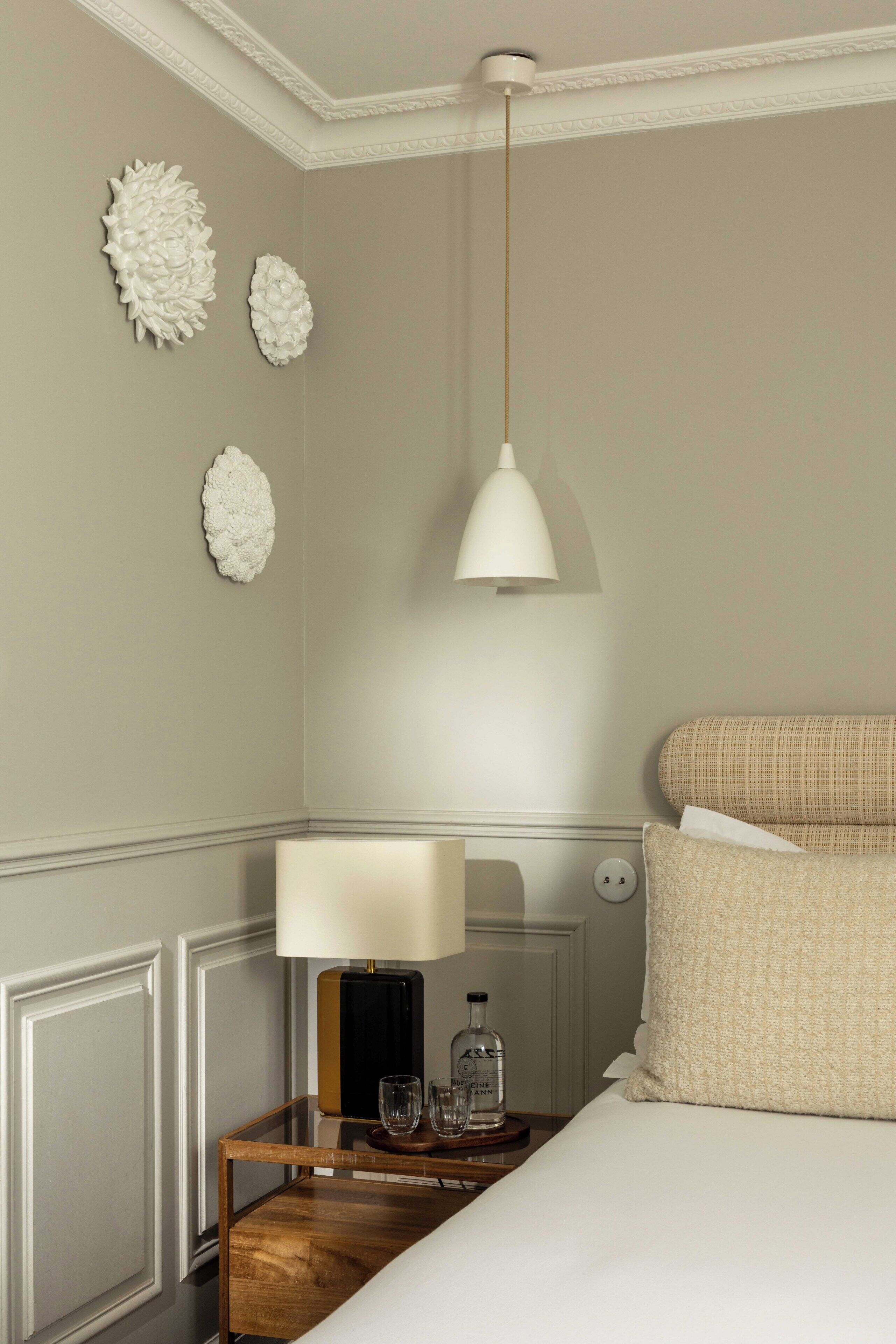 Habitación doble clásica | Ropa de cama de alta calidad y minibar 