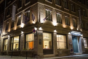 Front of property - evening/night