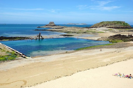 Vista desde la propiedad. Hôtel des Marins