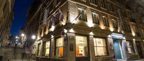 Front of property - evening/night