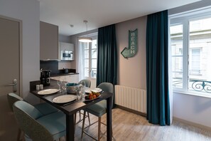Téléviseur à écran plat