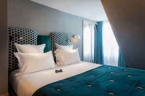 Deluxe Double Room (Handsome) | 1 bedroom, in-room safe, individually decorated, desk