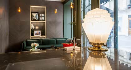 Handsome Hotel