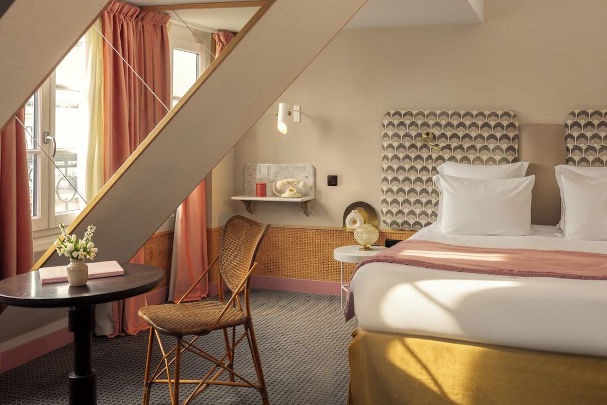 Family Room (Handsome) | In-room safe, individually decorated, desk, iron/ironing board