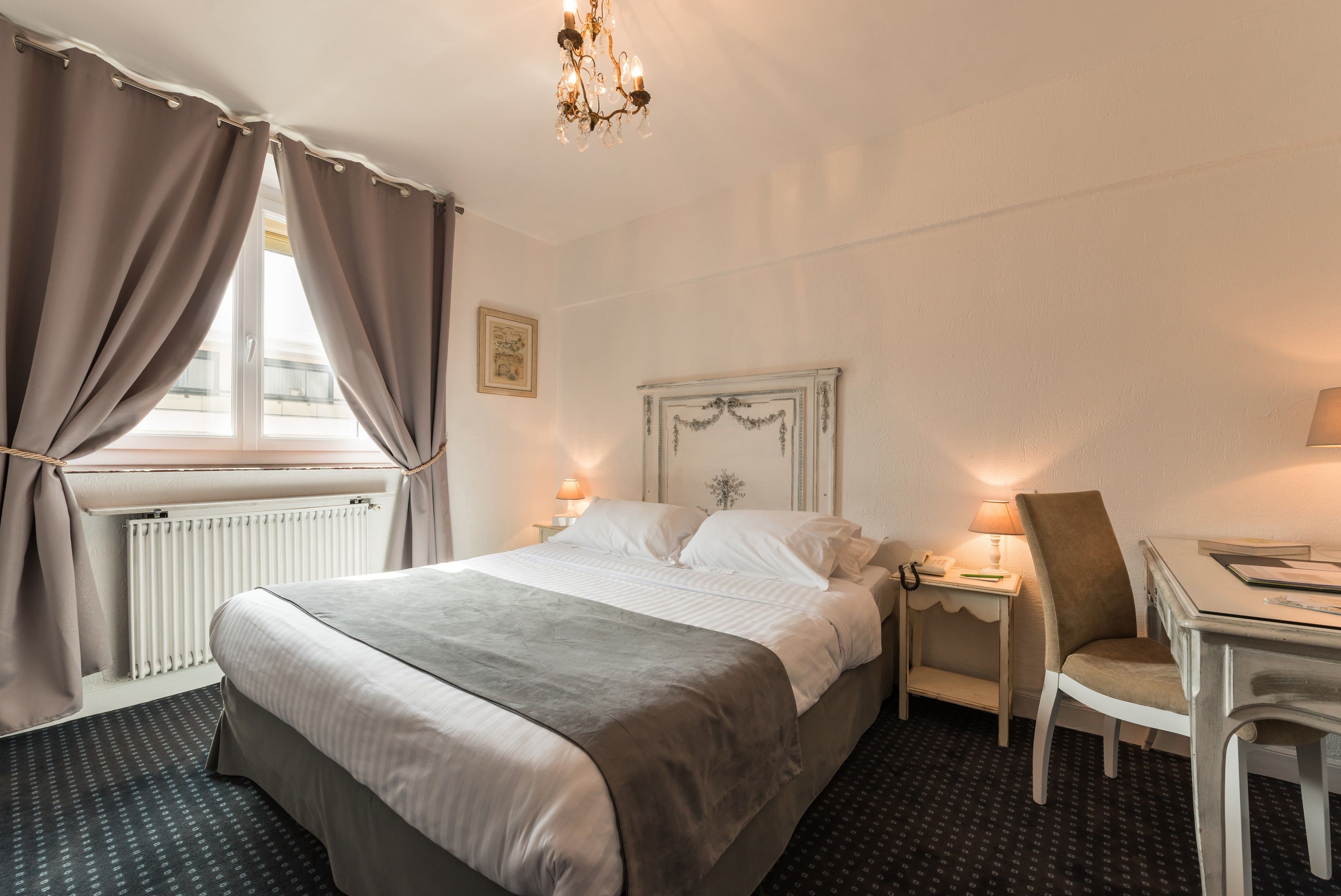 comfort double or twin room | in-room safe, desk, free wifi