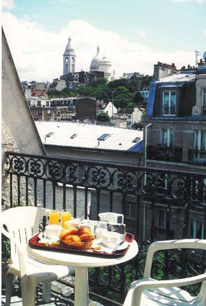 Superior-Doppelzimmer, Terrasse, Stadtblick | Balkon