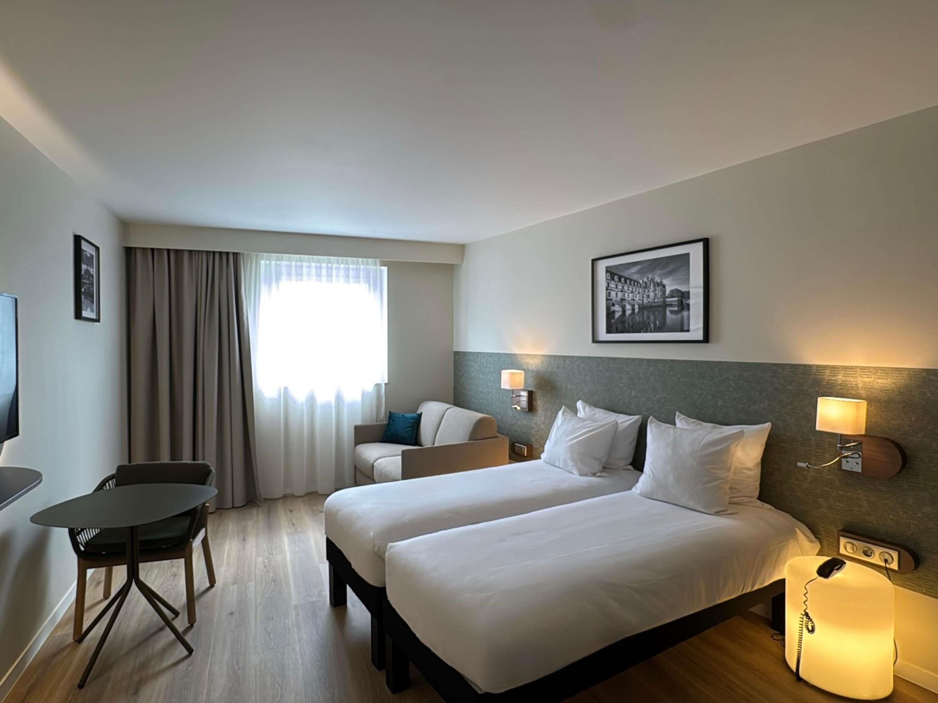 Superior Room, 3 Twin Beds | Premium bedding, desk, blackout drapes, soundproofing