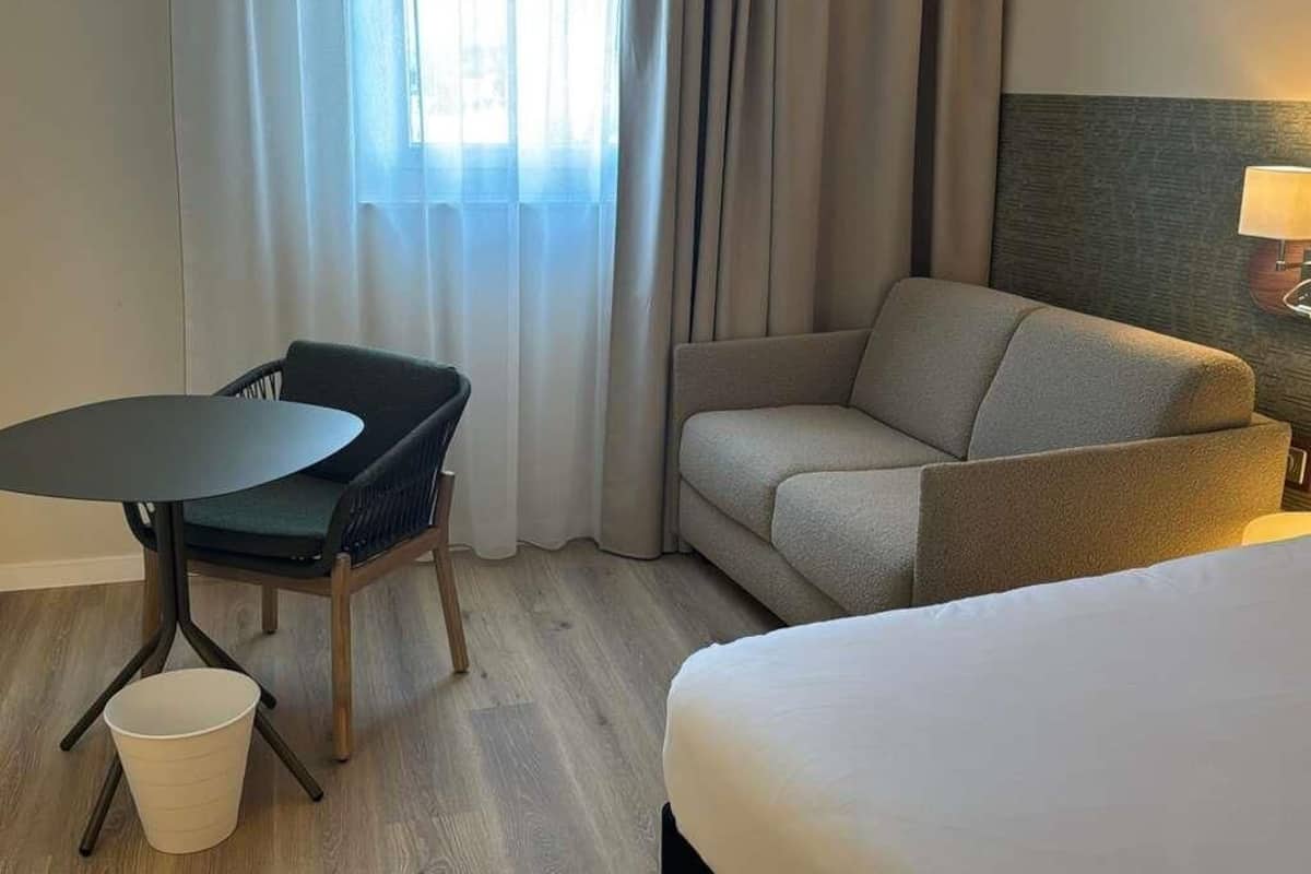 Superior Room, 3 Twin Beds | Premium bedding, desk, blackout drapes, soundproofing