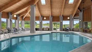 Una piscina techada