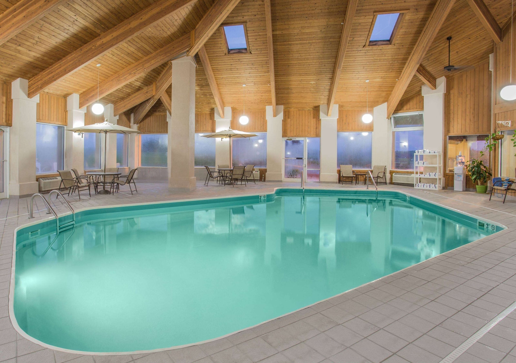 2 Star Hotels