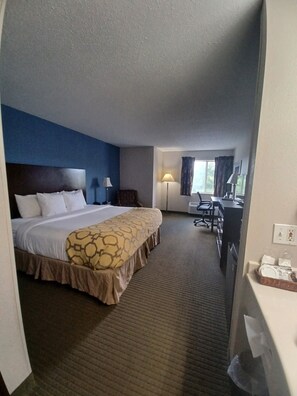 Premium bedding, desk, iron/ironing board, rollaway beds