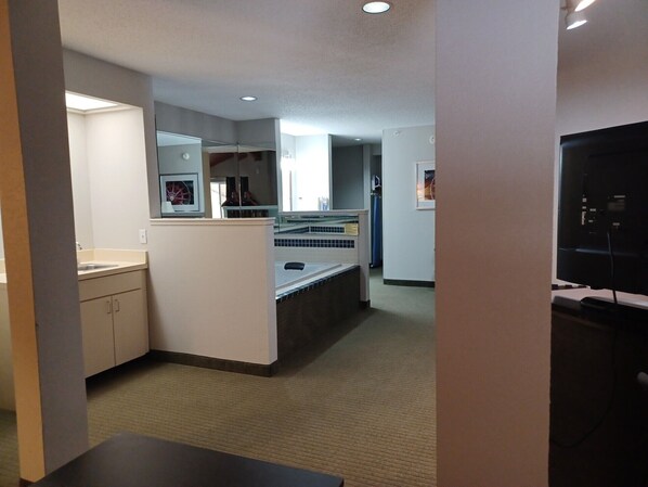 Executive Studio Suite, 1 King Bed, Non Smoking