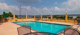 Comfort Suites Lake Ray Hubbard