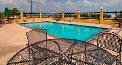 Comfort Suites Lake Ray Hubbard