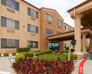 Exterior - Comfort Suites Lake Ray Hubbard (Rowlett)