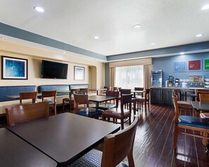 Dining - Comfort Suites Lake Ray Hubbard (Rowlett)