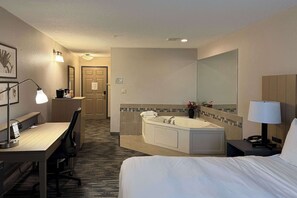 Suite, 1 King Bed, Non Smoking, Jetted Tub