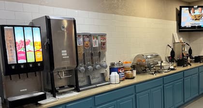 Country Inn & Suites by Radisson, Elgin, IL