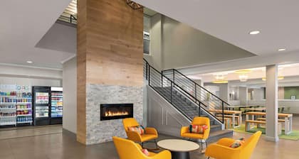 Spark by Hilton Orlando Universal Blvd