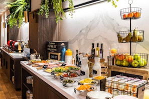 Daily buffet breakfast (EUR 25.00 per person)