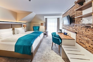 Comfort-Zimmer, 1 Queen-Bett | Allergikerbettwaren, Minibar, Zimmersafe, individuell eingerichtet