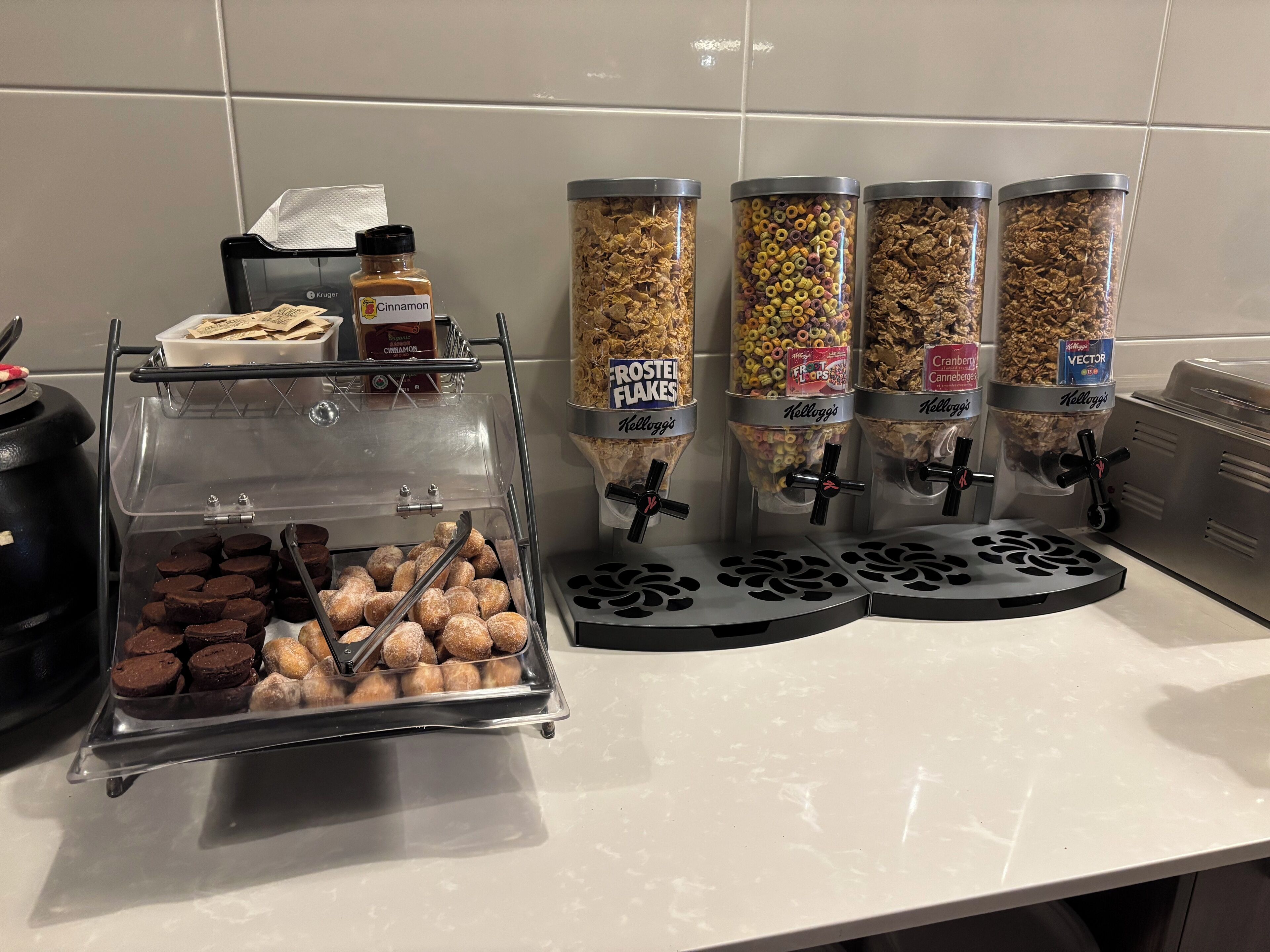 Foto - Super 8 by Wyndham Macleod Trail Calgary