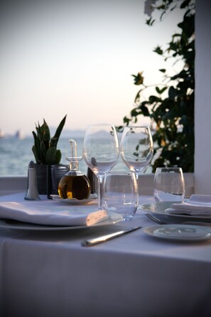 Unclassified image, 5 of 75, button - Garden Beach Hotel (Antibes)