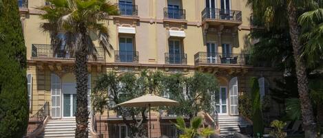 Overnatningsstedets facade