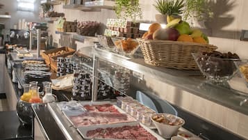 Daily buffet breakfast for a fee