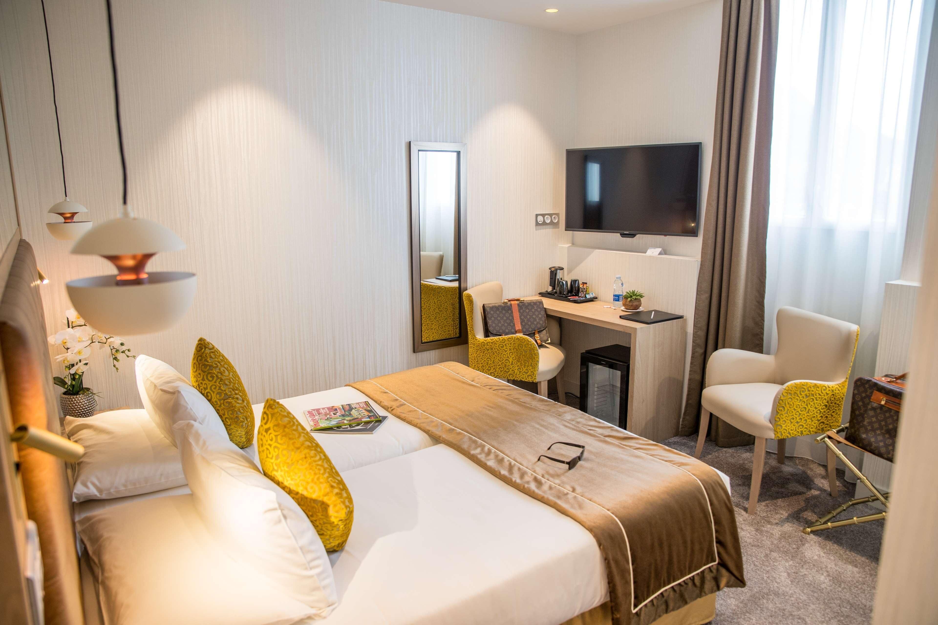 Premium bedding, in-room safe, individually decorated, desk