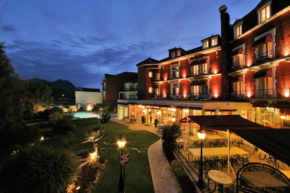 Front of property – evening/night