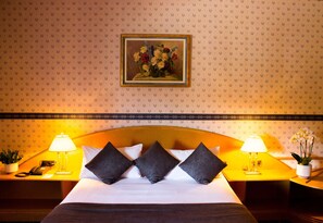 Premium bedding, in-room safe, individually decorated, desk