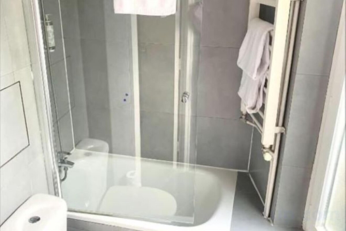 Bathroom | Hair dryer, towels, soap, shampoo
