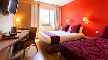 Literie de qualité supérieure, décoration personnalisée, bureau