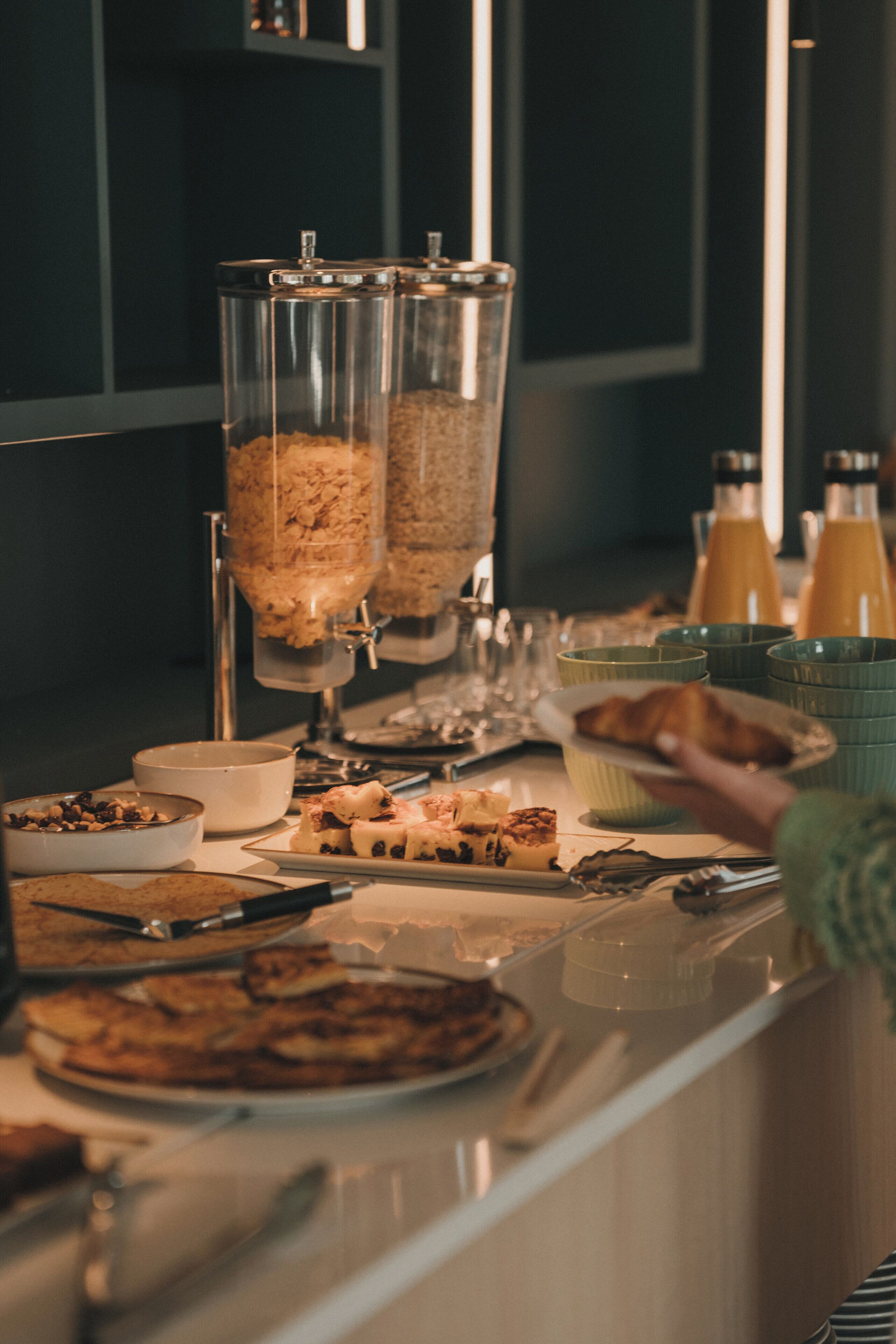 daily buffet breakfast (eur 15 per person)