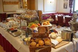 Daily buffet breakfast (EUR 10.00 per person)