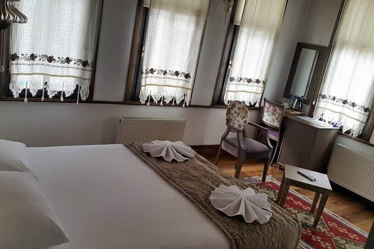 minibar, desk, free cots/infant beds, free wifi