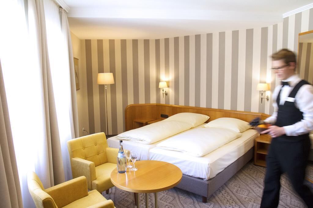 minibar, in-room safe, free wifi