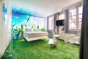 Charming Double or Twin room, Whirlpool Bath or Shower | Premium bedding, minibar, in-room safe, individually decorated