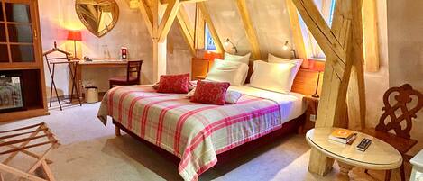 Ropa de cama de alta calidad y minibar