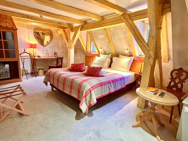 Ropa de cama de alta calidad y minibar 
