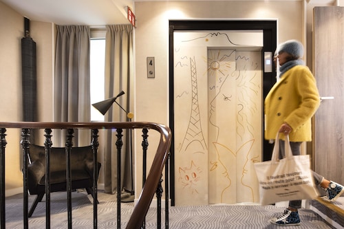 Hotel Des Arts Paris Montmartre (7)
