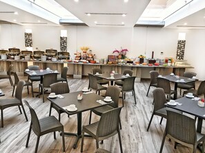 Breakfast, lunch and dinner served - Hotel Ritz Ciudad de México (Mexico City)