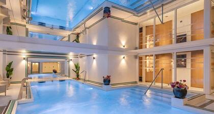 Grand Tonic Hotel & SPA NUXE